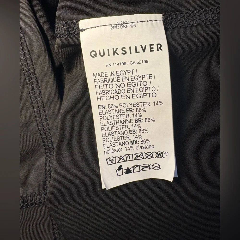 NWT Quiksilver Boys Black Long Sleeve Rashguard‎ Swim Shirt UPF 50 Summer